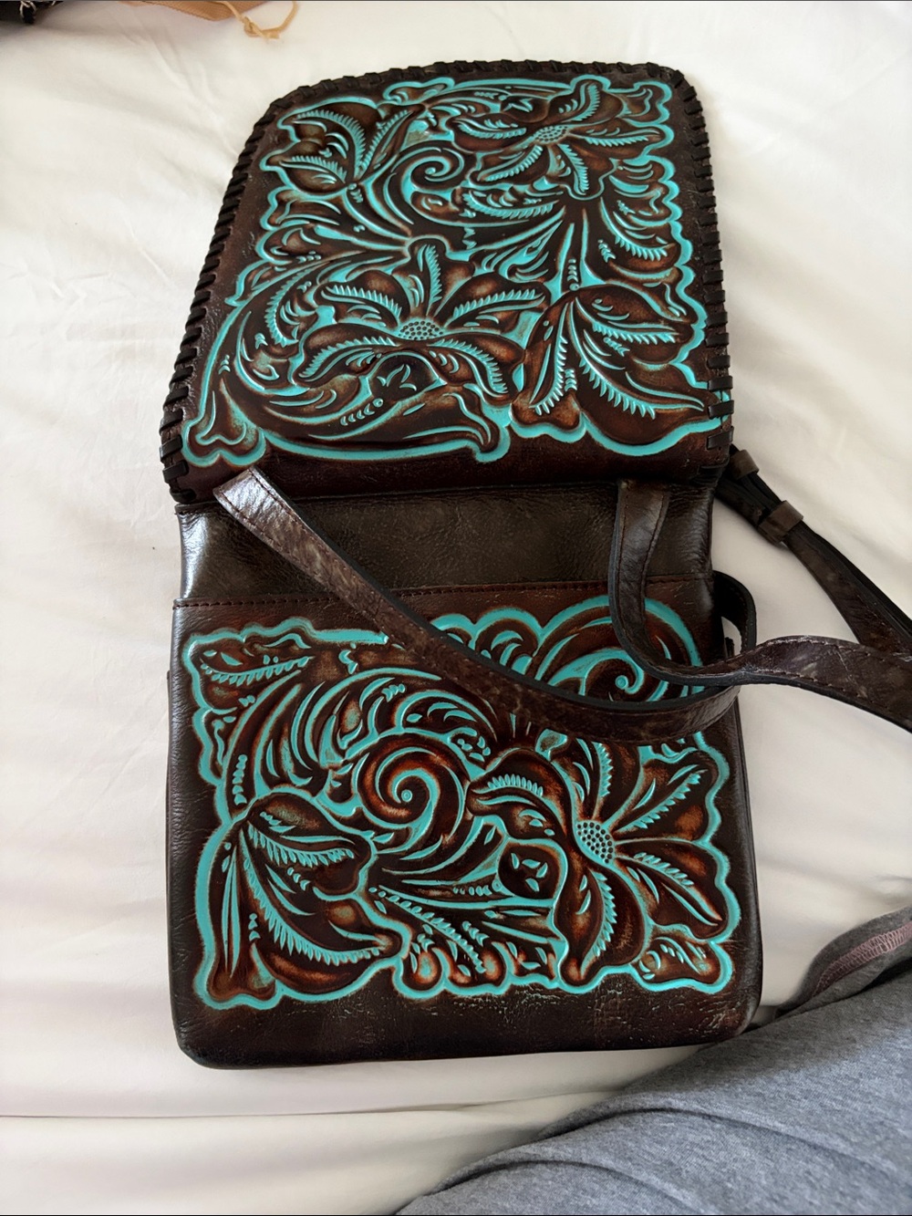 Patricia Nash Brown Leather Crossbody with Turquoise Detailing - Picture 3 of 8